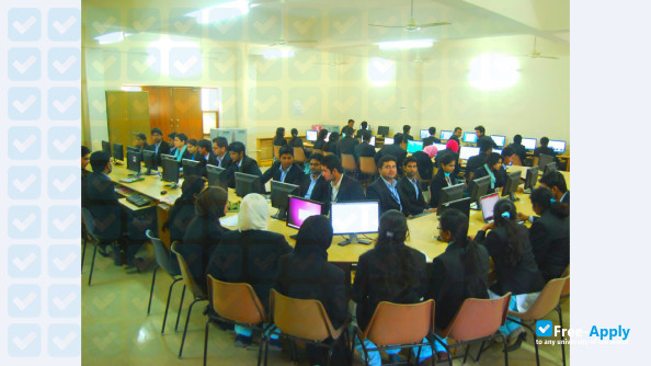 Foto de la Al-Barkaat Institute of Management Studies #14