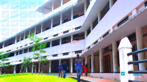 Foto de la Government College Nedumangad #1