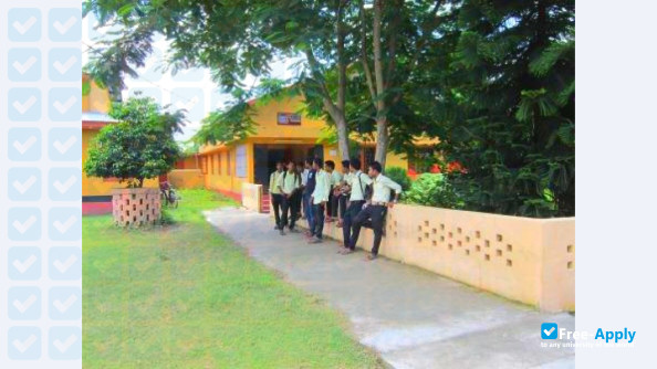 Photo de l’Barnagar College #2