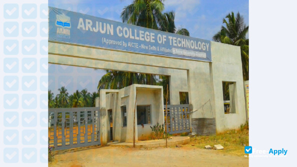 Photo de l’Arjun College of Technology #3