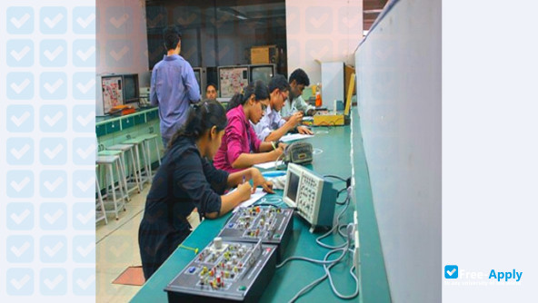 SIES Graduate School of Technology photo #3