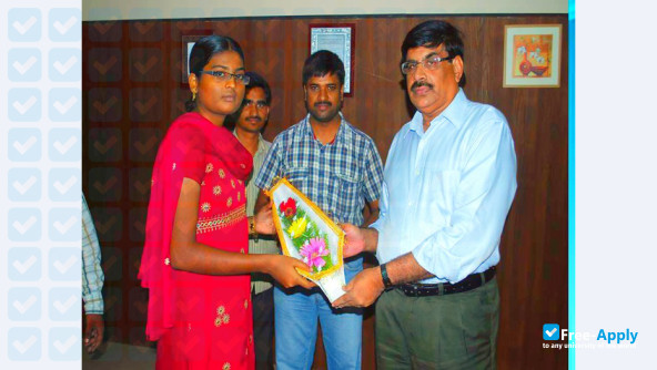Photo de l’Neelagiri Degree & PG College #4