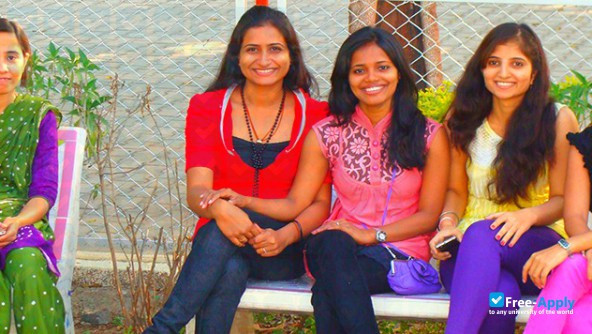 Foto de la Chaudhari Technical Institute MBA #19