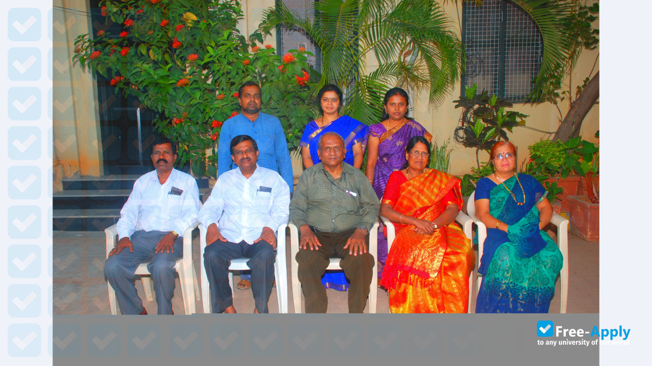 APS Educational Trust photo