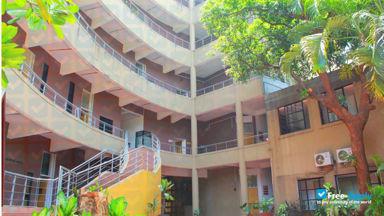 S. P. Jain Institute of Management and Research photo #12