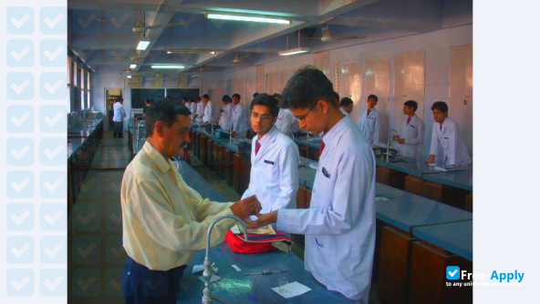 Foto de la P. T. Bhagwat Dayal Sharma Post Graduate Institute of Medical Sciences Rohtak #5