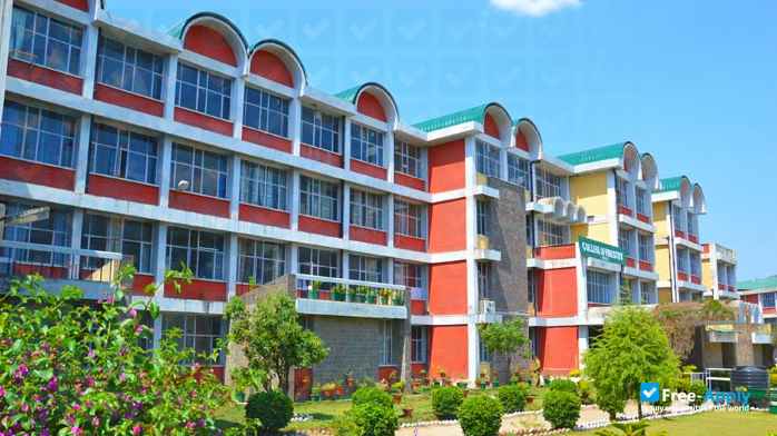 Photo de l’Dr Y S Parmar University of Horticulture and Forestry #7