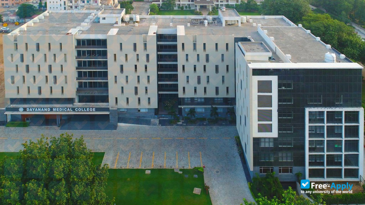 Dayanand Medical College and Hospital фотография №3