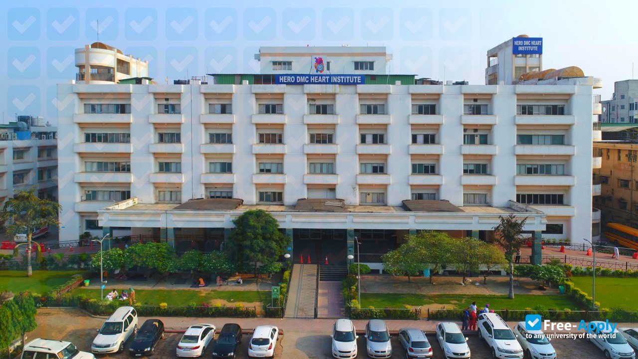 Dayanand Medical College and Hospital фотография №11