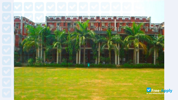 Sarvajanik College of Engineering and Technology photo #3