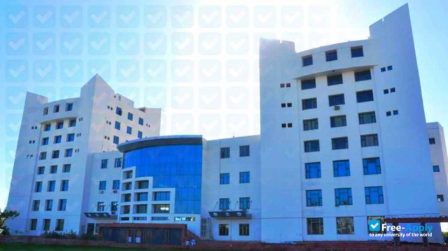 Suresh Gyan Vihar University photo #1