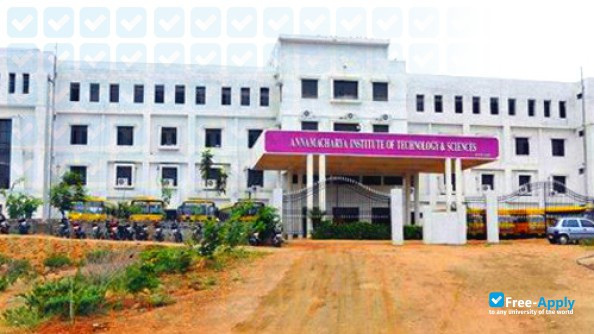 Photo de l’Annamacharya Institute of Technology and Sciences #7