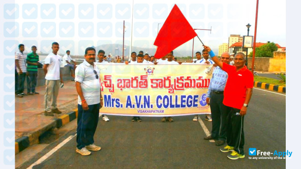 Photo de l’Mrs A V N College #6