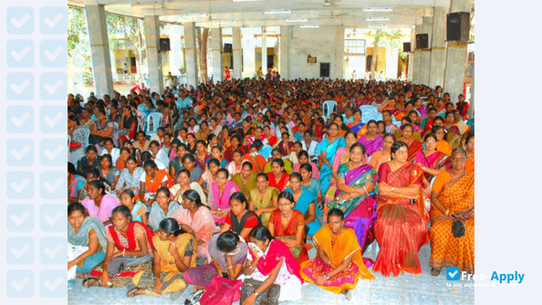 Foto de la Bharathi Womens College #5