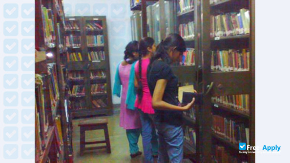 Foto de la Gokhale Memorial Girls' College Kolkata #2