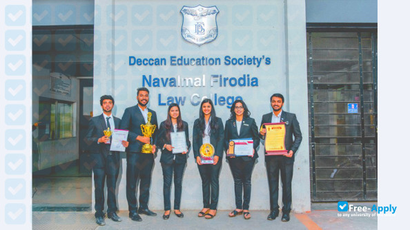 D E S's Shri Navalmal Firodia Law College фотография №1