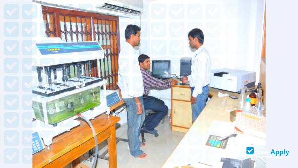 Indira Gandhi Institute of Pharmaceutical Sciences photo #5