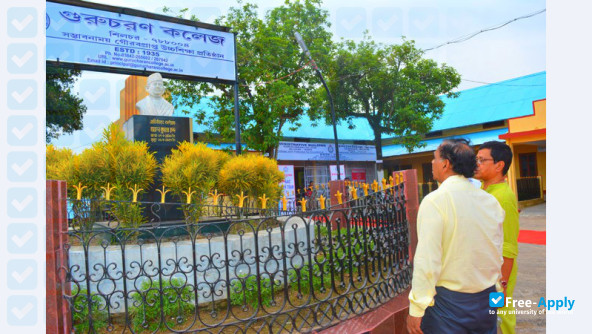 Foto de la Gurucharan College Silchar #8