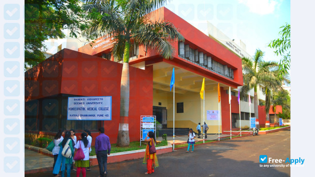 Foto de la Bharati Vidyapeeth University #8