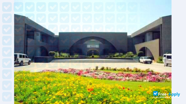 Photo de l’Nirma University of Science & Technology #6