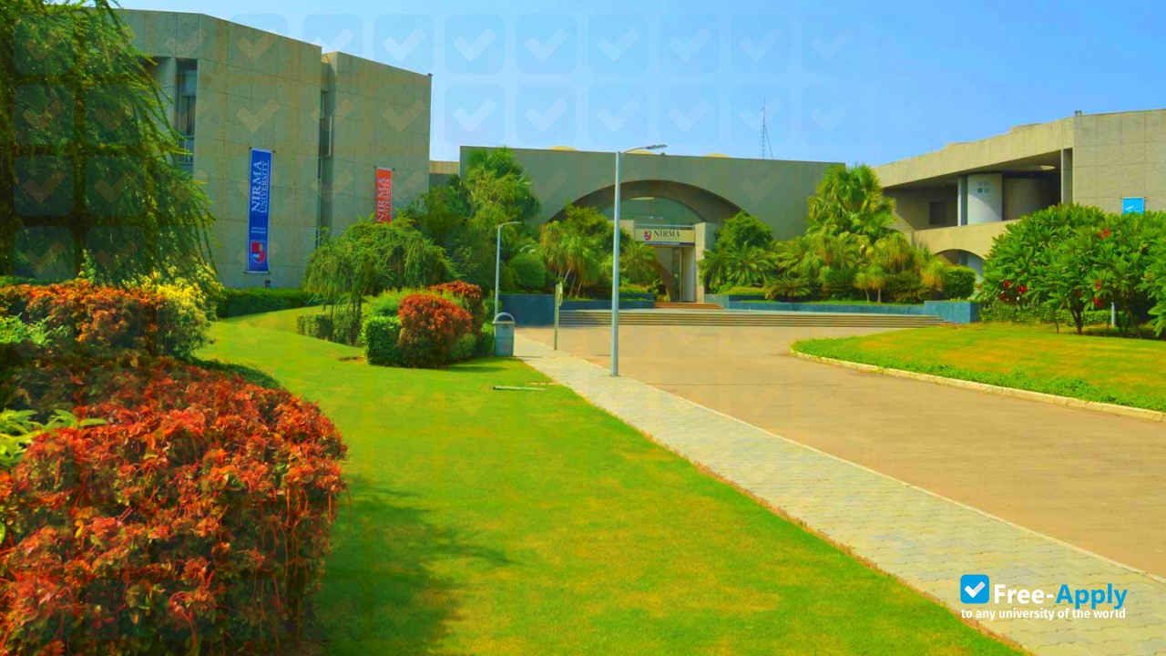 Photo de l’Nirma University of Science & Technology #4