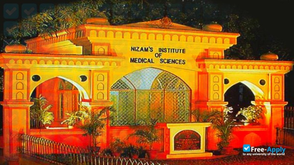 Photo de l’Nizam's Institute of Medical Sciences #1