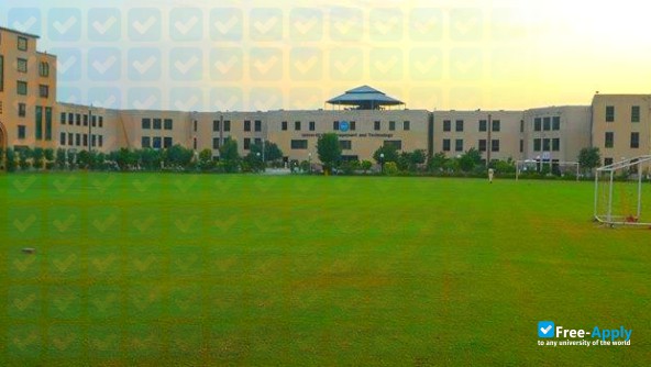 University of Technology and Management photo #1