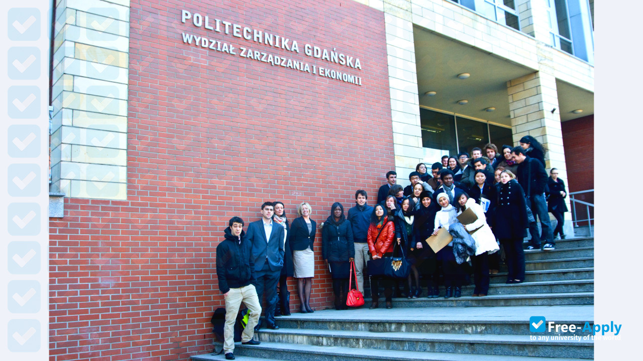 University of Technology and Management photo #6