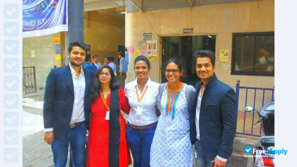 Smt N H L Municipal Medical College photo #4