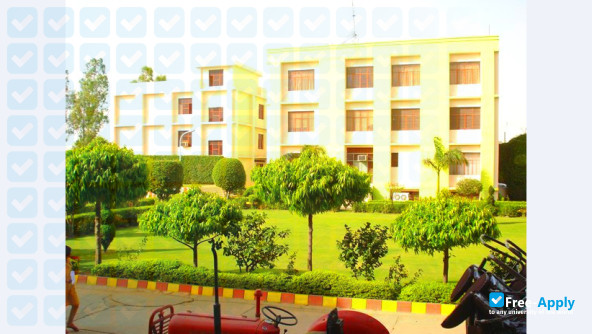 Фотография Raj Kumar Goel Institute of Technology