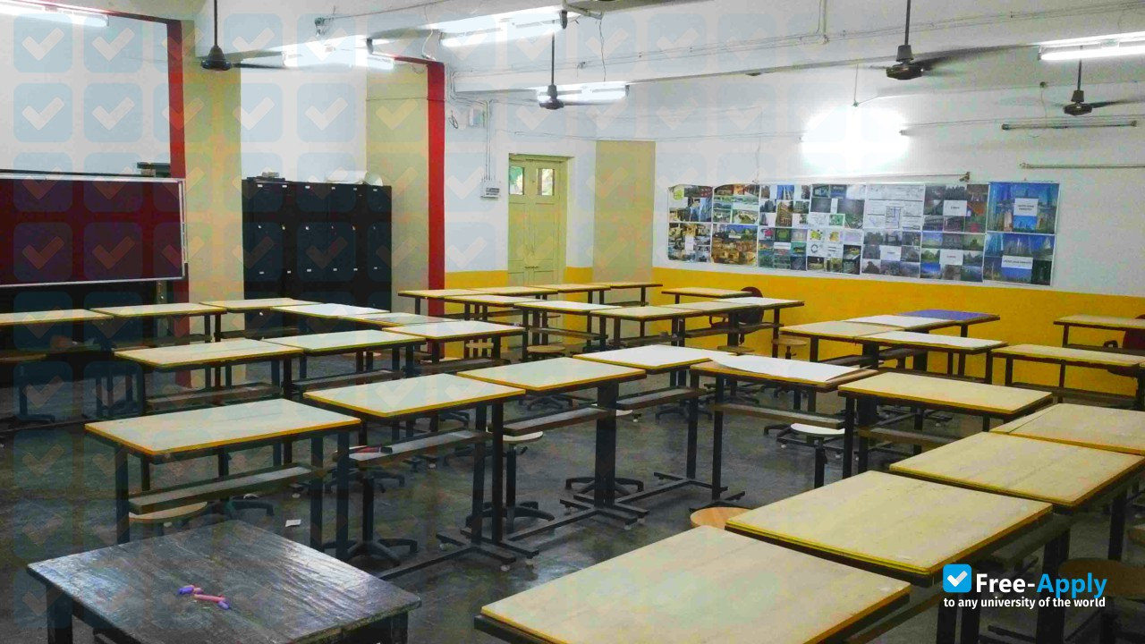 Foto de la N G Acharya & D K Marathe College #3