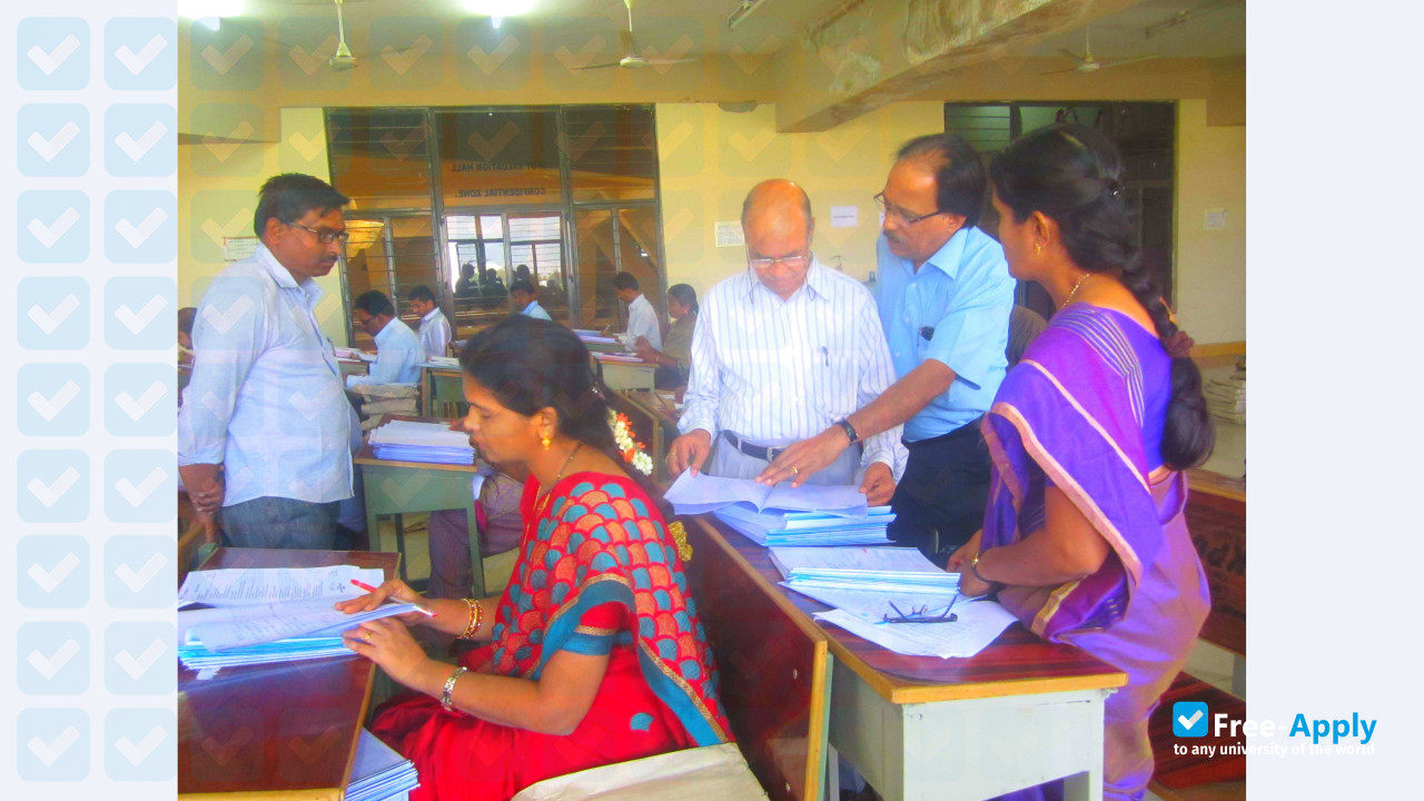 Photo de l’Jawaharlal Nehru Technological University Anantapur #7