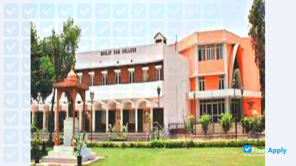 Foto de la Daulat Ram College #1