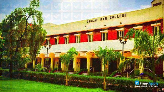 Foto de la Daulat Ram College #7