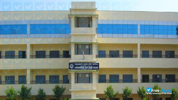 Foto de la Vidyavardhaka College of Engineering #8