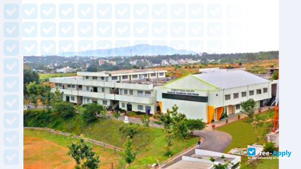 Foto de la Vidyavardhaka College of Engineering #2