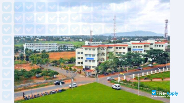 Foto de la Vidyavardhaka College of Engineering #3