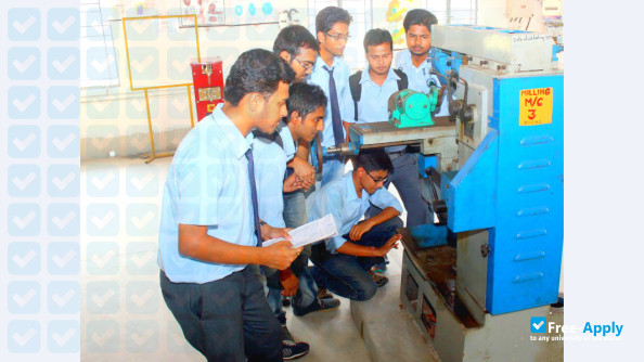 Institute of Engineering and Management Kolkata photo #6