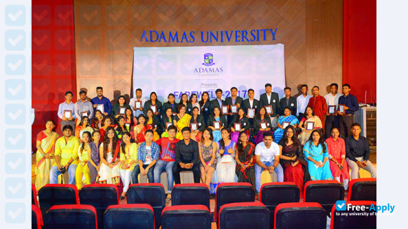 Foto de la Adamas University