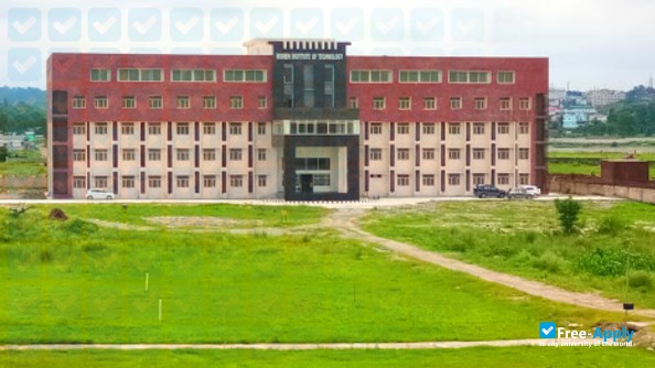 Photo de l’Women Institute of Technology #4