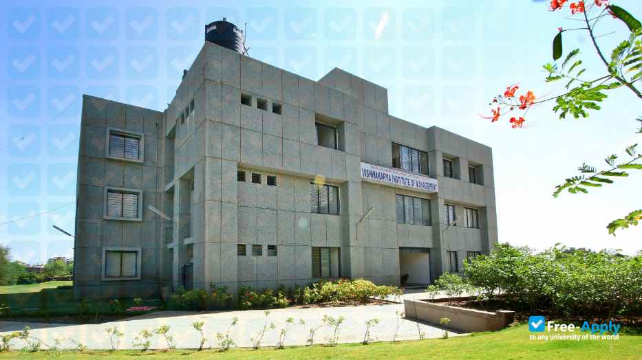 Photo de l’Vishwakarma Institute of Management #4