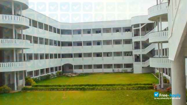 Photo de l’Hitech College of Engineering and Technology
