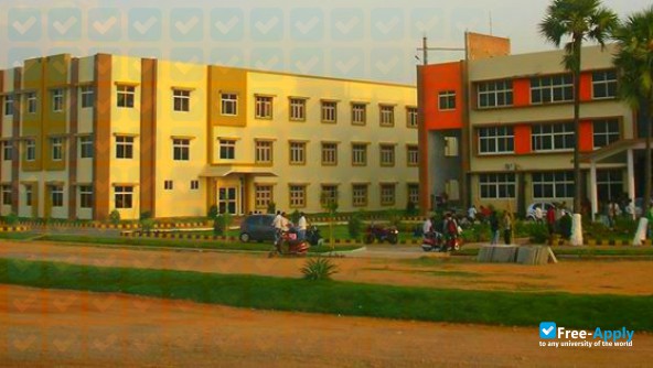 Photo de l’Visvesvaraya College of Engineering and Technology #2