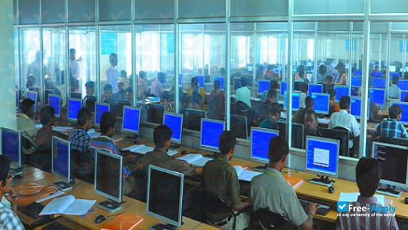 Sasurie College of Engineering photo #3