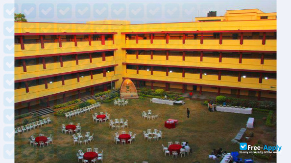 Photo de l’Belda College #2