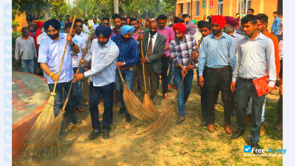 SCD Government College Ludhiana photo #4