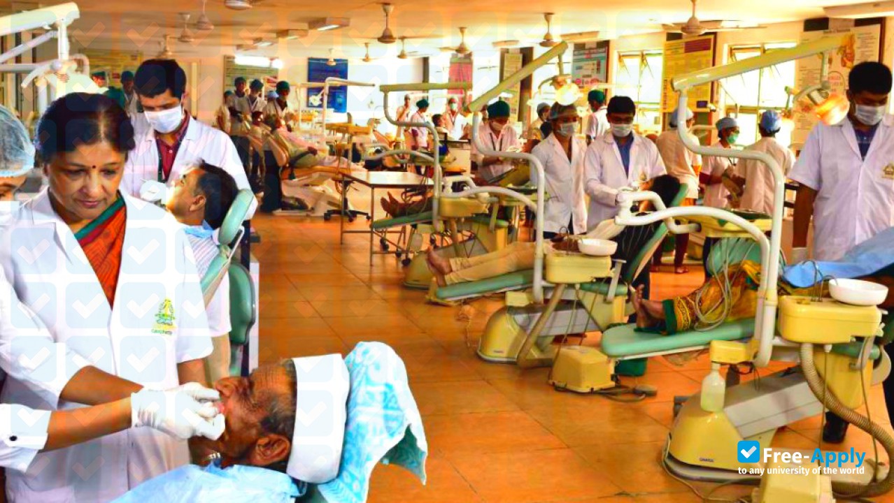 Photo de l’Sri Rajiv Gandhi College of Dental Science and Hospital #2