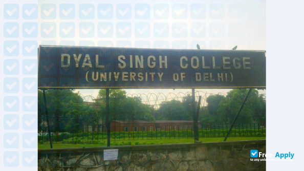 Dyal Singh College photo #1