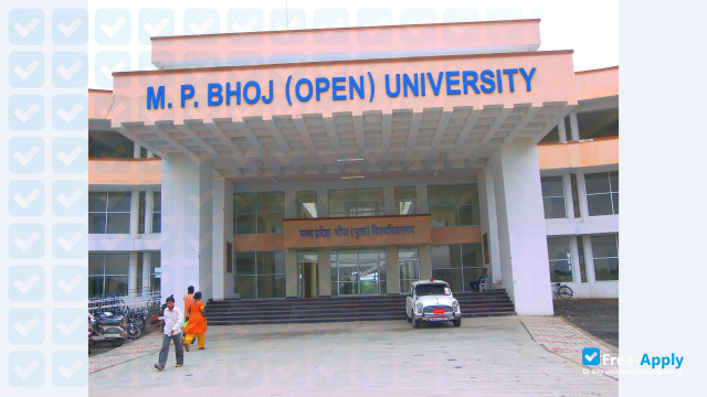Photo de l’Madhya Pradesh Bhoj Open University #6