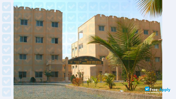 Foto de la Mahatma Gandhi Institute of Technology #5